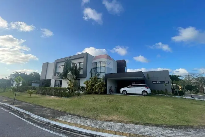 VENDE-SE CASA DE ESQUINA NO CONDOMÍNIO FECHADO FLORA BOULEVARD - PONTA NEGRA
