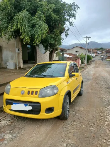 Fiat Uno Sporting 1.4 EVO Fire Flex 8V 4P 2013