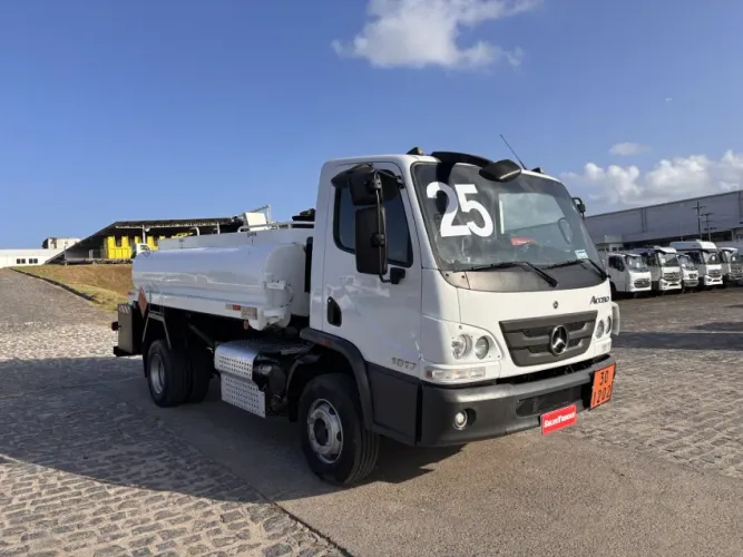 MERCEDES-BENZ ACCELO 1017 4X2 2024/2025 170 USADO SEMINOVO