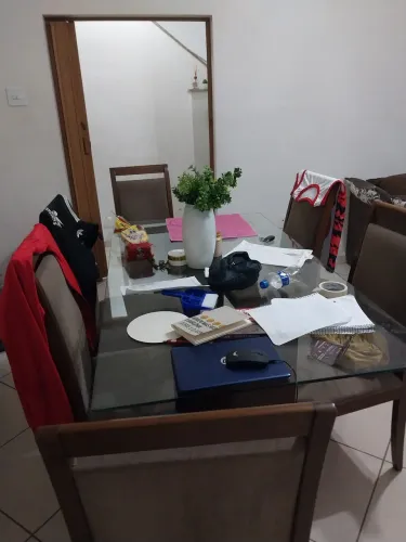 Mesa de 6 cadeiras