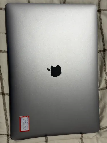 Perfeito MacBook Pro 2017 i7 16RAM 512SSD