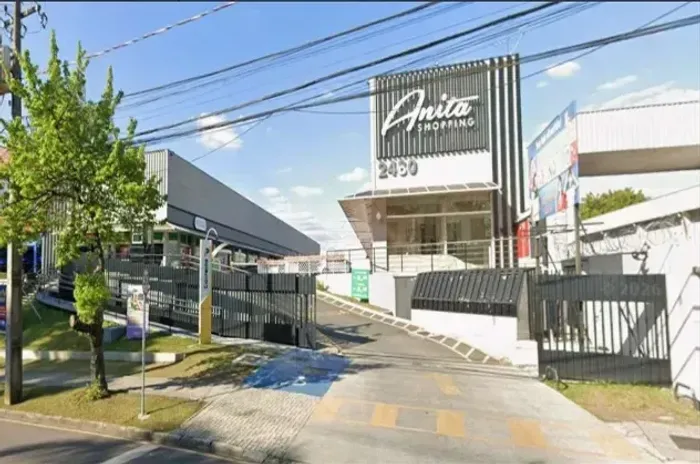 Loja Comercial para Alugar no Ahú - Curitiba