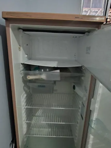 Geladeira antiga