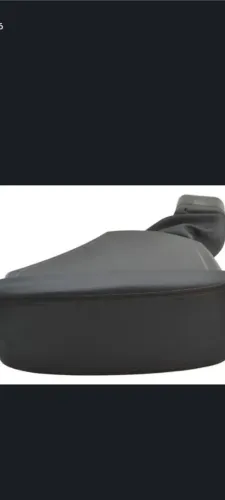 Encosto de braço com porta objetos.