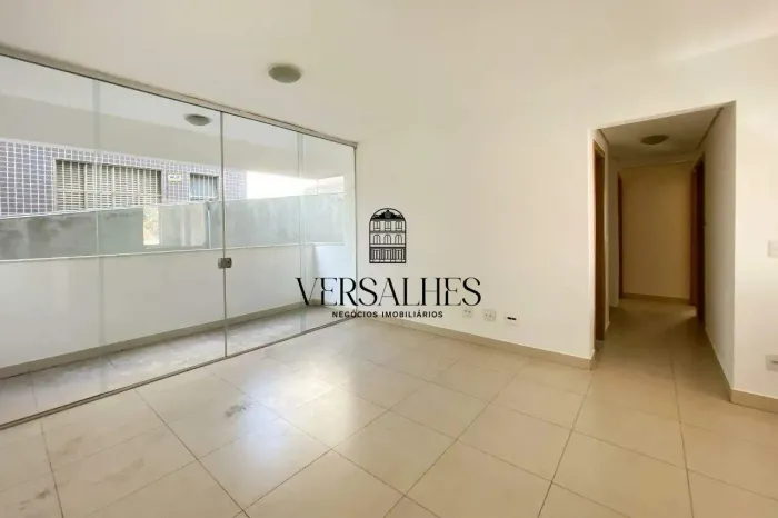 Apartamento à Venda com 03 quartos, 02 banheiros, 02 vagas, 85 m² Bairro: Castelo