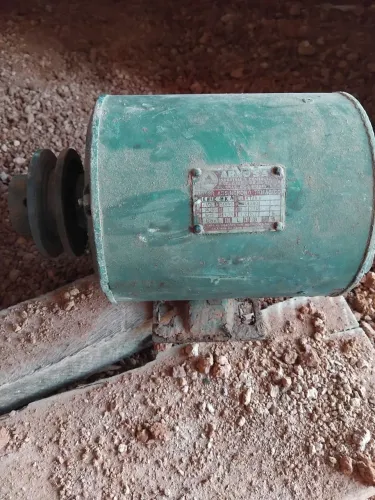 Motor trifásico 150