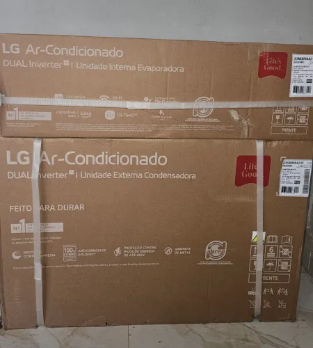 Ar Condicionado LG Ai Smart Inverter Voice 9000<br><br>Btus Frio Branco