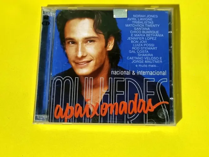 CD DUPLO - MULHERES APAIXONADAS. Volume Nacional + Volume Internacional. (Colecionador)