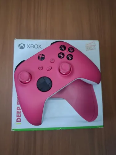 CONTROLE XBOX SERIES SEMINOVO ? ROSA