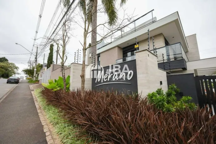 CASAS EM CONDOMINIO COM TERRAÇO