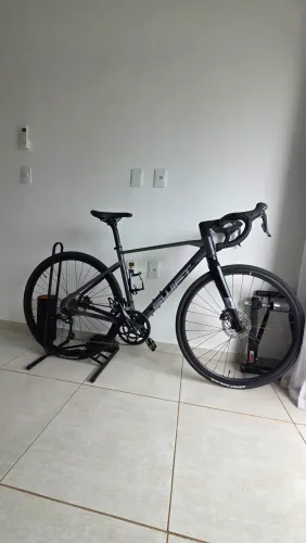 Bicicleta Swift Enduravox Pro Disc