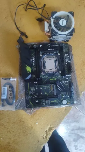 Kit Xeon Mr9pro + Xeon 2667v4 + cooler Shunda + Sata e Pasta Térmica.