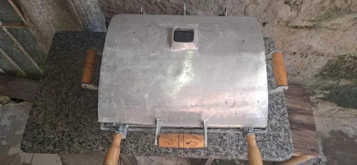Churasqueira de alumínio