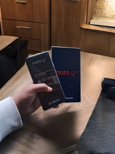 VENDO MOTO G24 NOVO E NA CAIXA