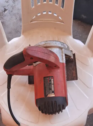 MAKITA 200$
