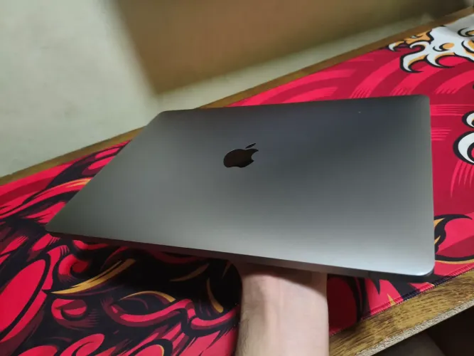 Notebook/ Macbook Pro - 16GB RAM - 1TB DE ARMAZENAMENTO