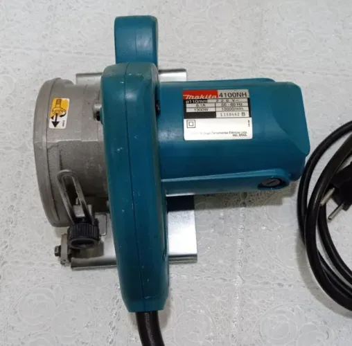 Serra mármore Makita 4100NH completa em excelente estado