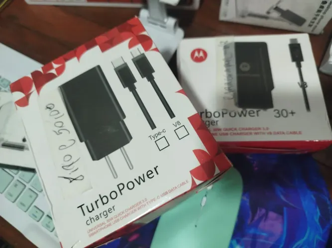 VENDO CARREGADOR TIPO C 30W
