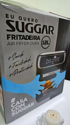 Fritadeira Air Fryer Oven 12 Litros Preta Suggar 220V ? Nunca Usada