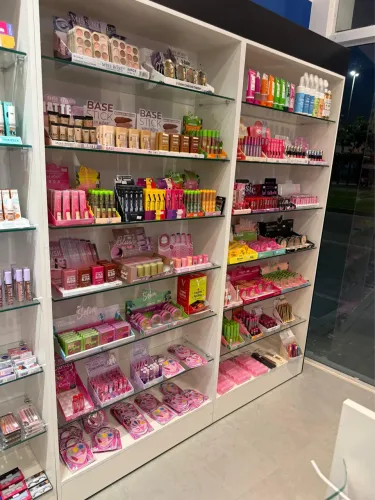 Móveis Planejados para Perfumaria, Farmácia ou Cosméticos