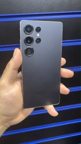 Samsung Galaxy S25 ULTRA