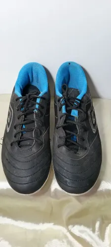 Chuteira Campo Umbro Tocco III Club - Tamanho [43