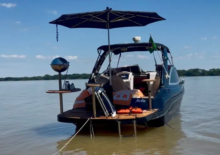 FS 230 2010 Preta - MerCruiser 5.0 MPI 260 HP - 350 horas