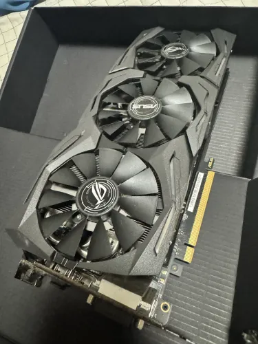 Placa de Vídeo GeForce GTX 1080 Ti Gaming