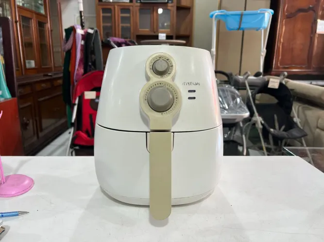 Fritadeira Eletrônica Air Fryer Hyundai AF2588 com Defeito