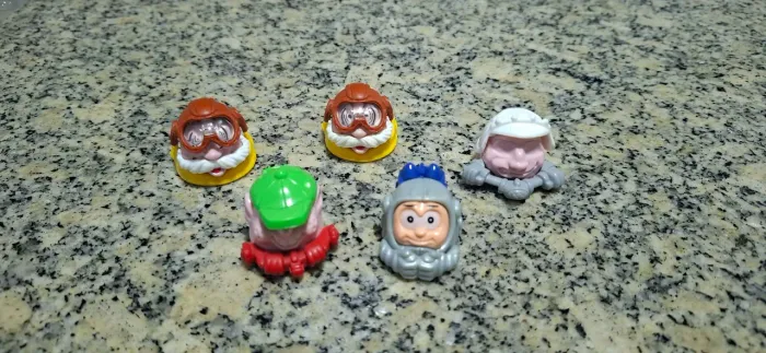 Lote coleção  Cabeças com capacete - Kinder Ovo Anos 90