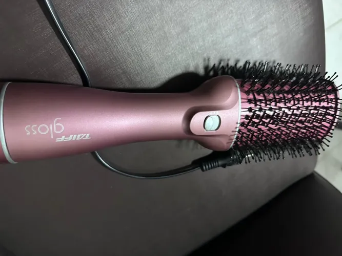Escova secadora de cabelo