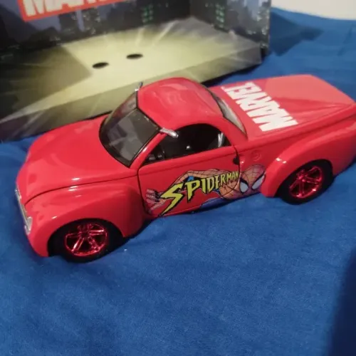 Carro Colecionável Marvel Spider Man