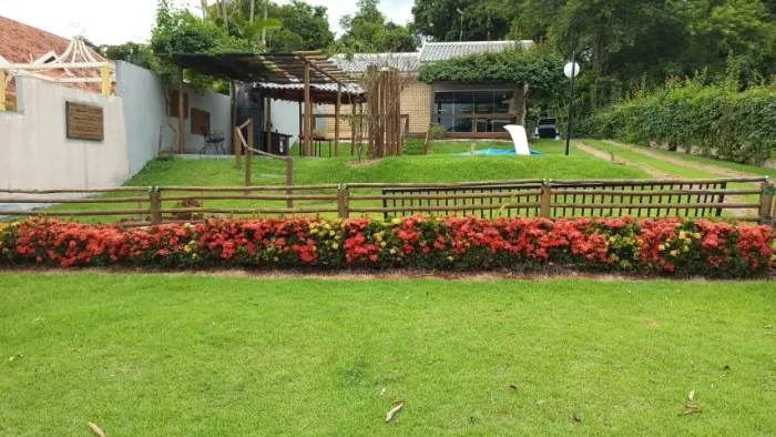 CASA NO RIO IVAI - Floresta - PR