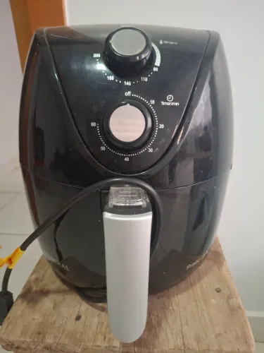 Air Fryer Mondial 3.5 l COM DEFEITO