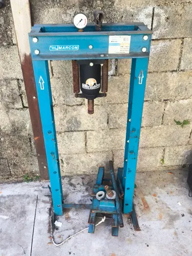 Prens hidráulica/ macaco hidráulico