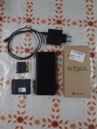 Motorola Edge 50 Pro.
