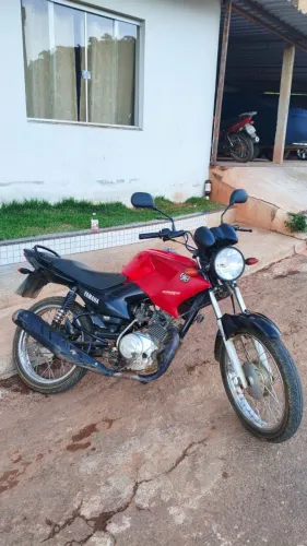 Vendo- se ou troca factor 125 ano 2015