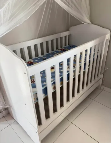 Berço com colchão
