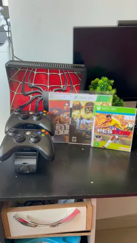 Xbox 360 2 controles originais Desbloqueado!