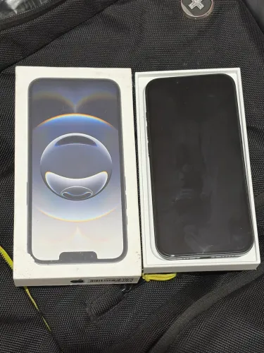 iPhone 16E 128 impecável com caixa
