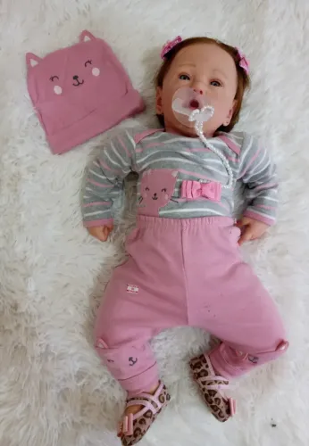 Bebê Reborn Corpo de Pano com Cabelos e pintura realista