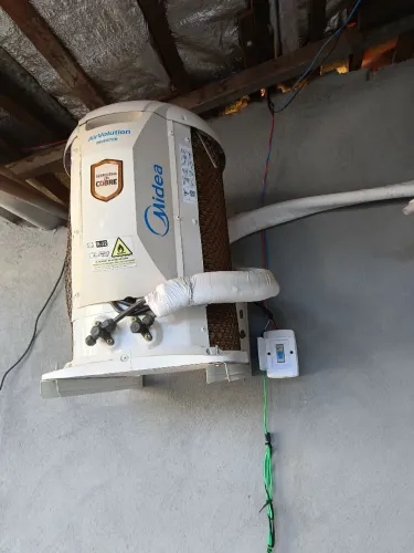 Vendo Ar condicionado 1.600 reais 