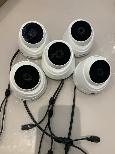 Cinco Câmeras Intelbras VHL 1120 D