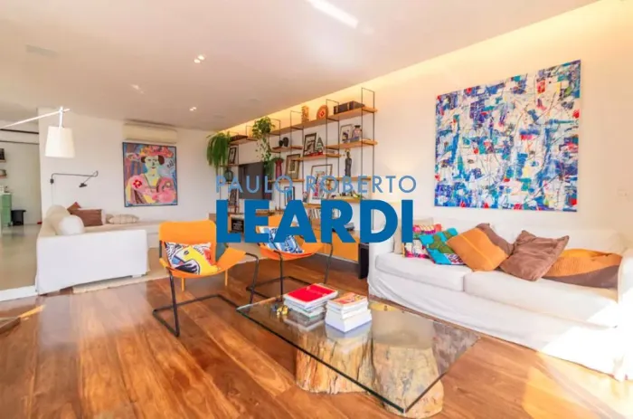 APARTAMENTO - PINHEIROS - SP