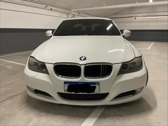 BMW 320I A 2011