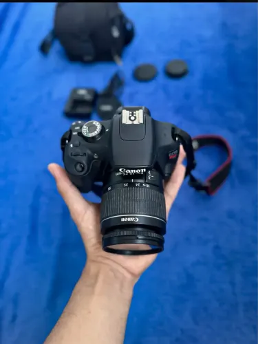 CANON T5 + LENTE