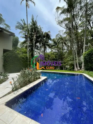 CASA ASSOBRADADA - MORUMBI - SP