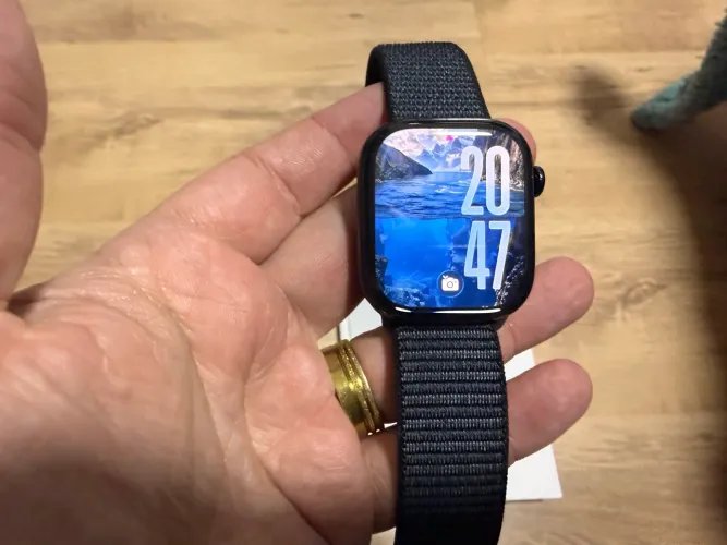 Apple Watch Series 10 (46mm) - Completo + Garantia até 12/2026