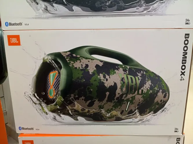 Caixa jbl boombox 4 camuflada nova 