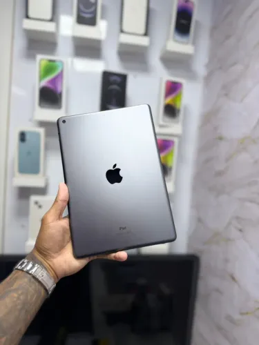 IPAD 9 64GB SILVER<br>R$1.550,00